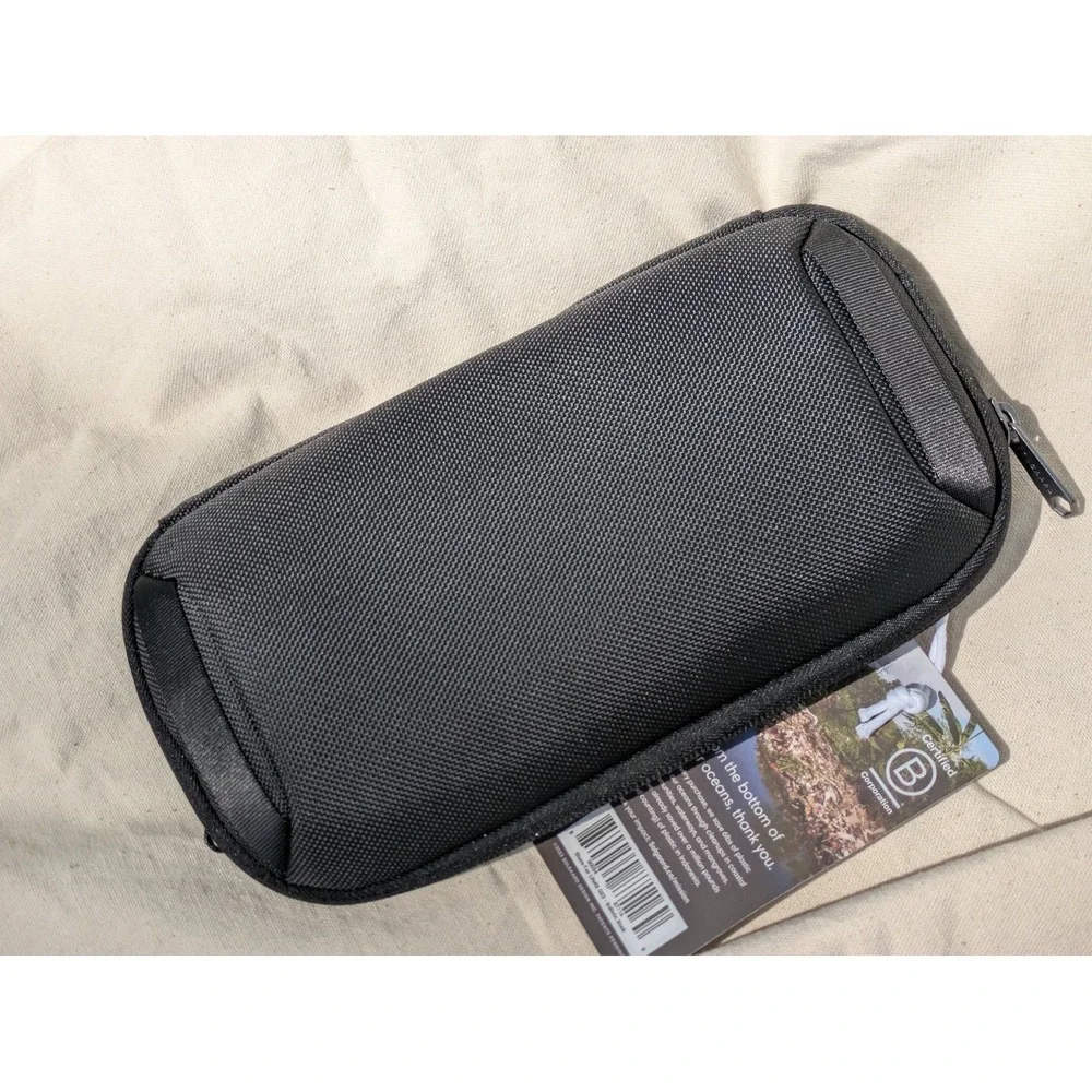 Solgaard Lifekit Travel Organizer Luggage Gear Black Zip Pockets Shore-Tex NEW